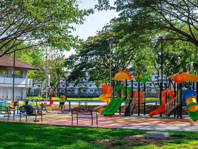 Chiang Mai Railway Station Park