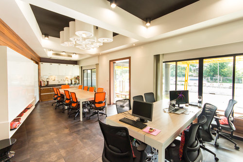 Hub53 Coworking & Coliving Space