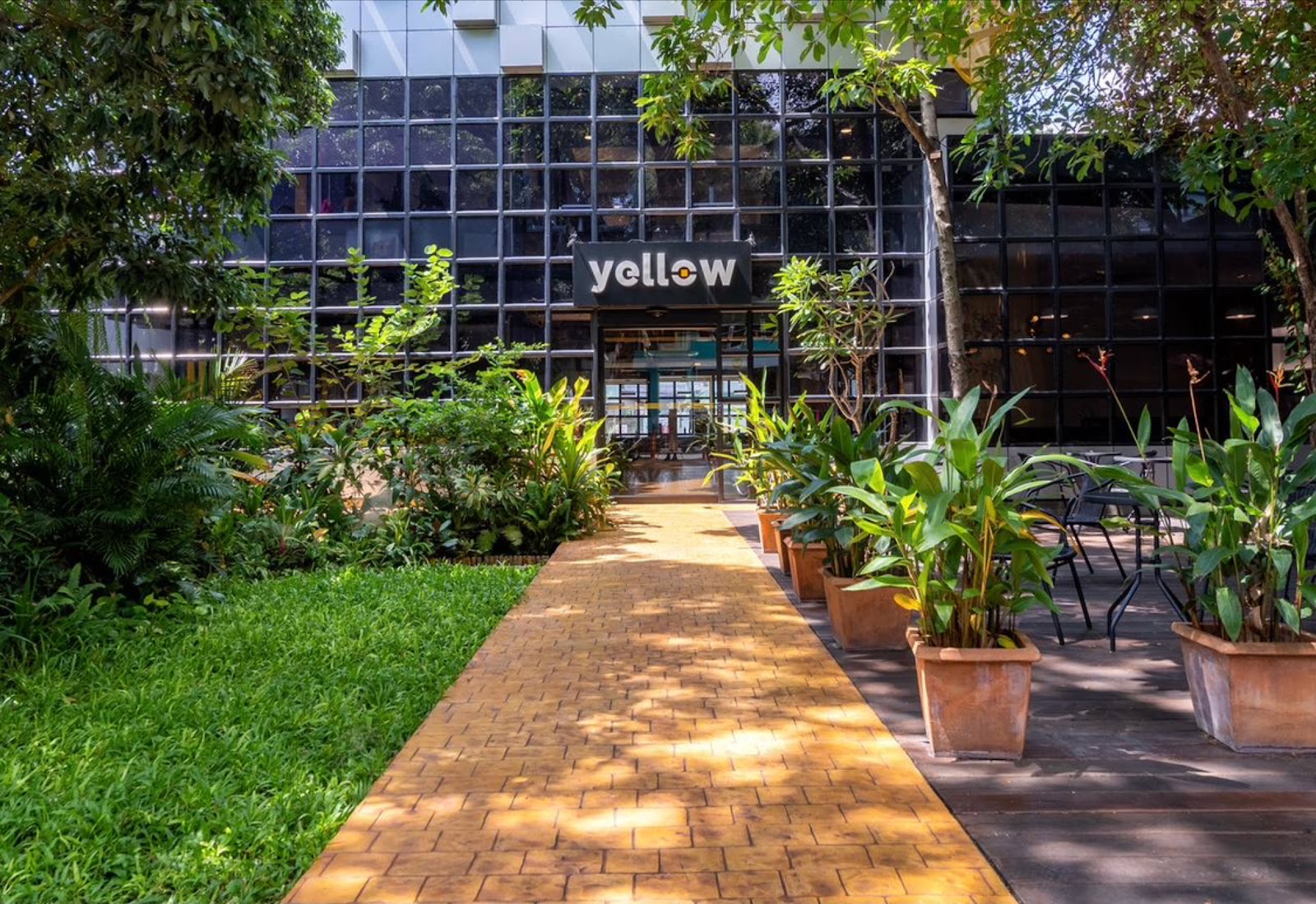 Yellow Coworking